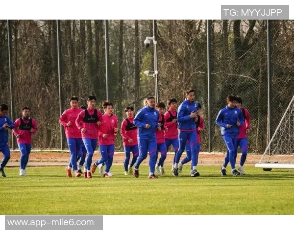 申花一线队国庆假期后重返训练场备战新赛季