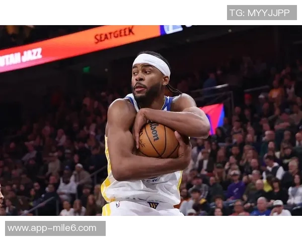 小卡称赞训练营表现出色年轻球员防守沟通能力显著提升