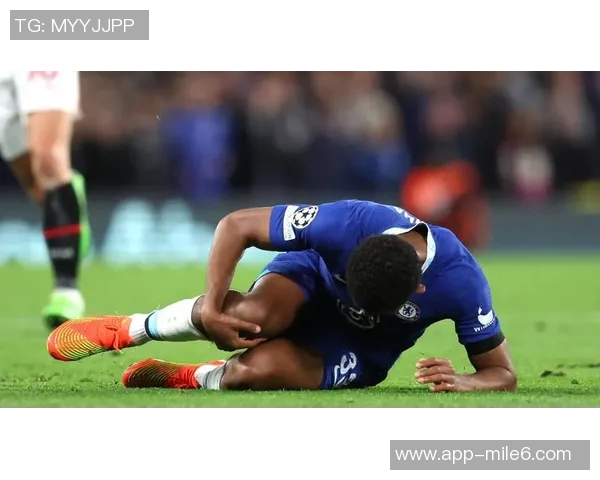 大卫福法纳再次因无证驾驶被罚款440英镑并扣6分