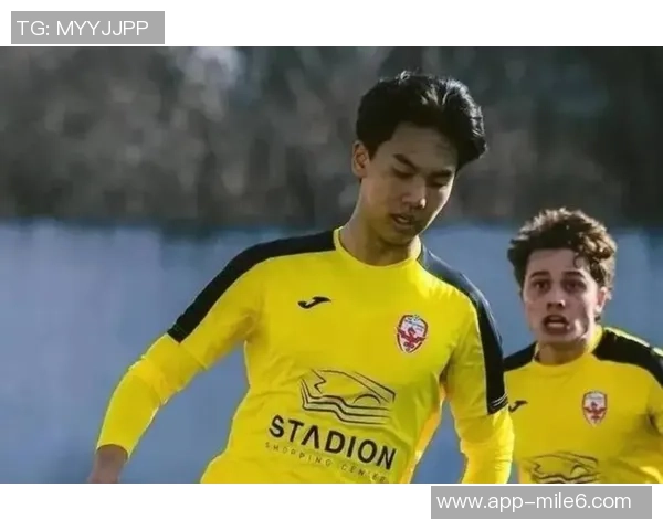 18岁张家鸣赛季结束后重返伯恩利感谢足协与辽宁铁人支持与培养 18岁张家鸣赛季结束后重返伯恩利感谢足协与辽宁铁人支持与培养